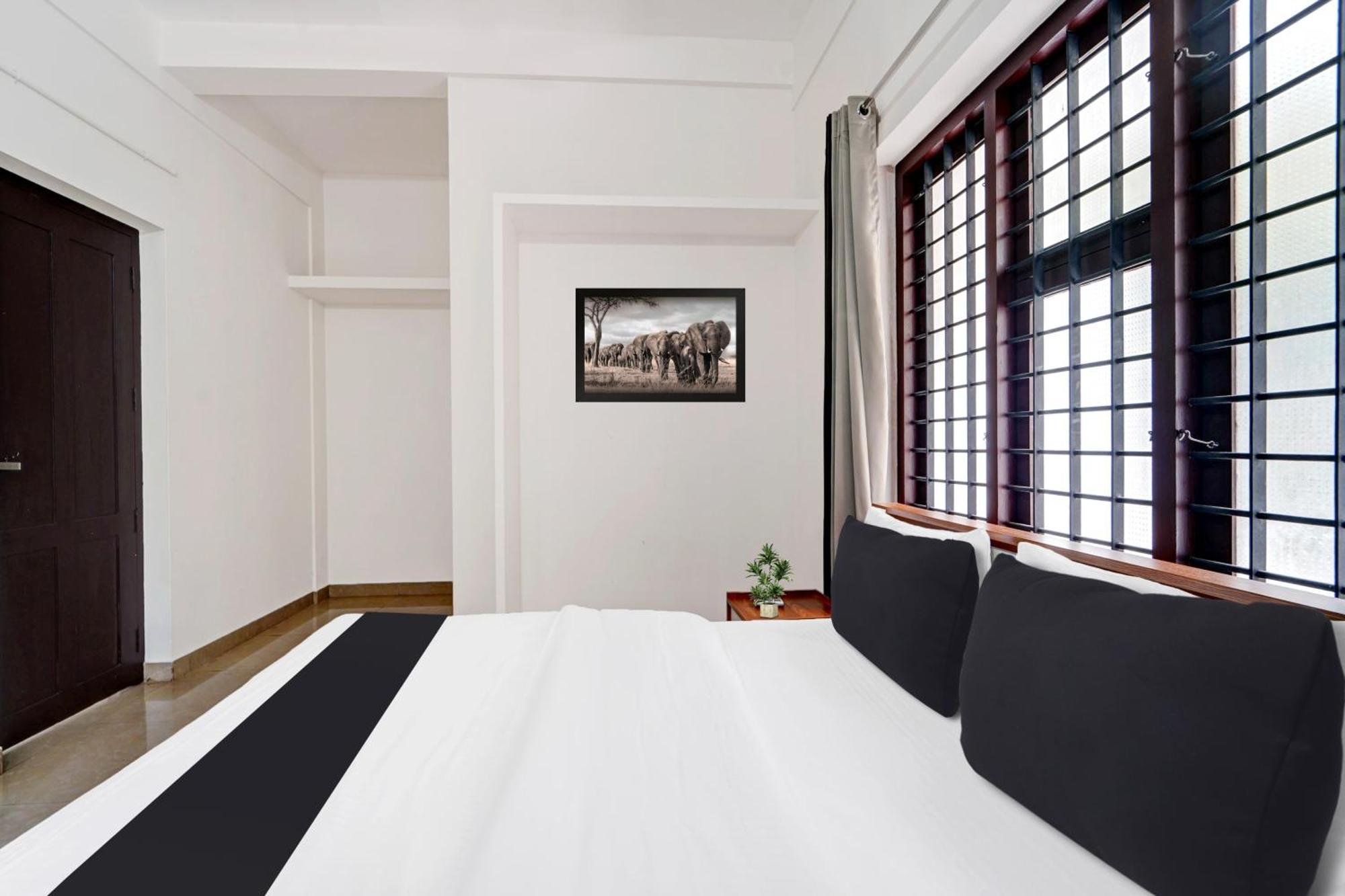 Super Hotel O West Hill Near Mietra Hospital Varakal Екстериор снимка